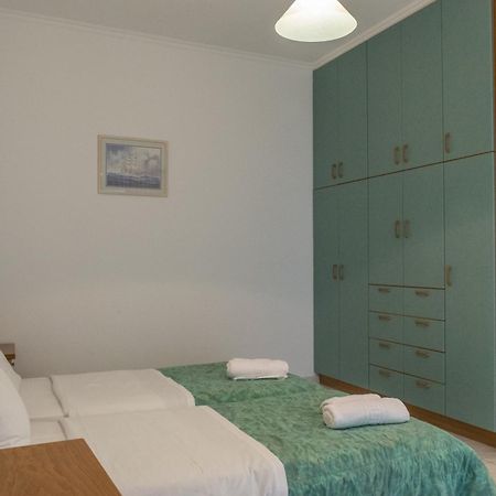 Tina'S Apartments Αδάμας Δωμάτιο φωτογραφία